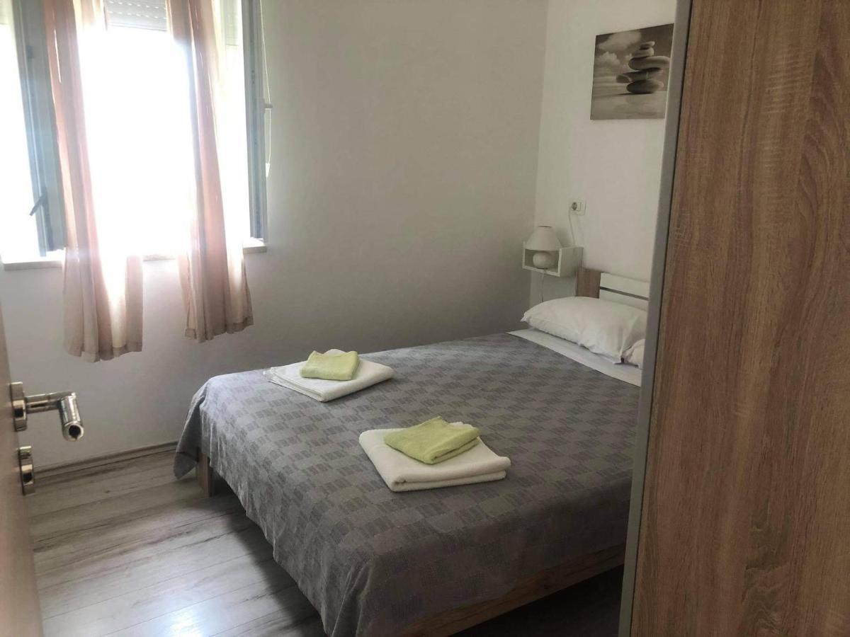Apartmani Dokic Bale Exterior photo