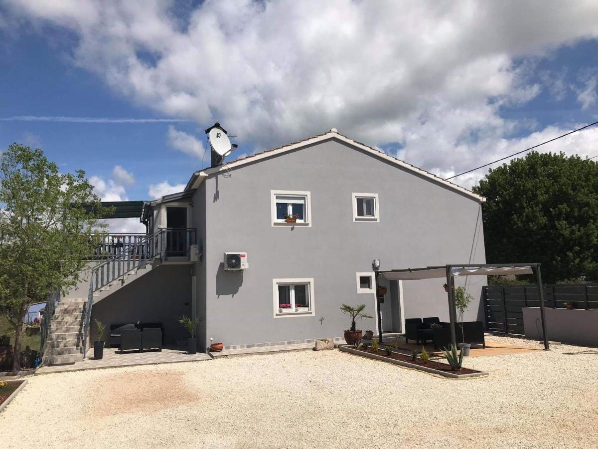 Apartmani Dokic Bale Exterior photo