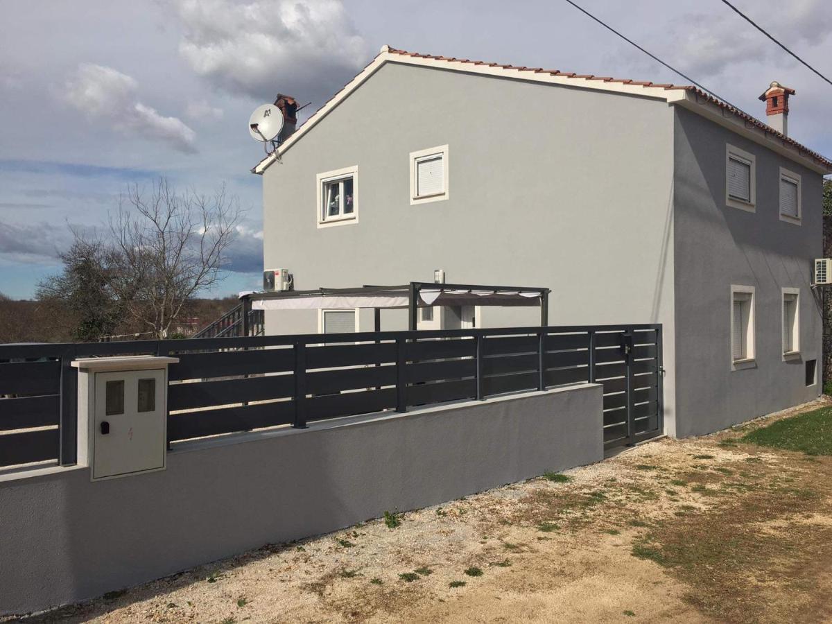 Apartmani Dokic Bale Exterior photo