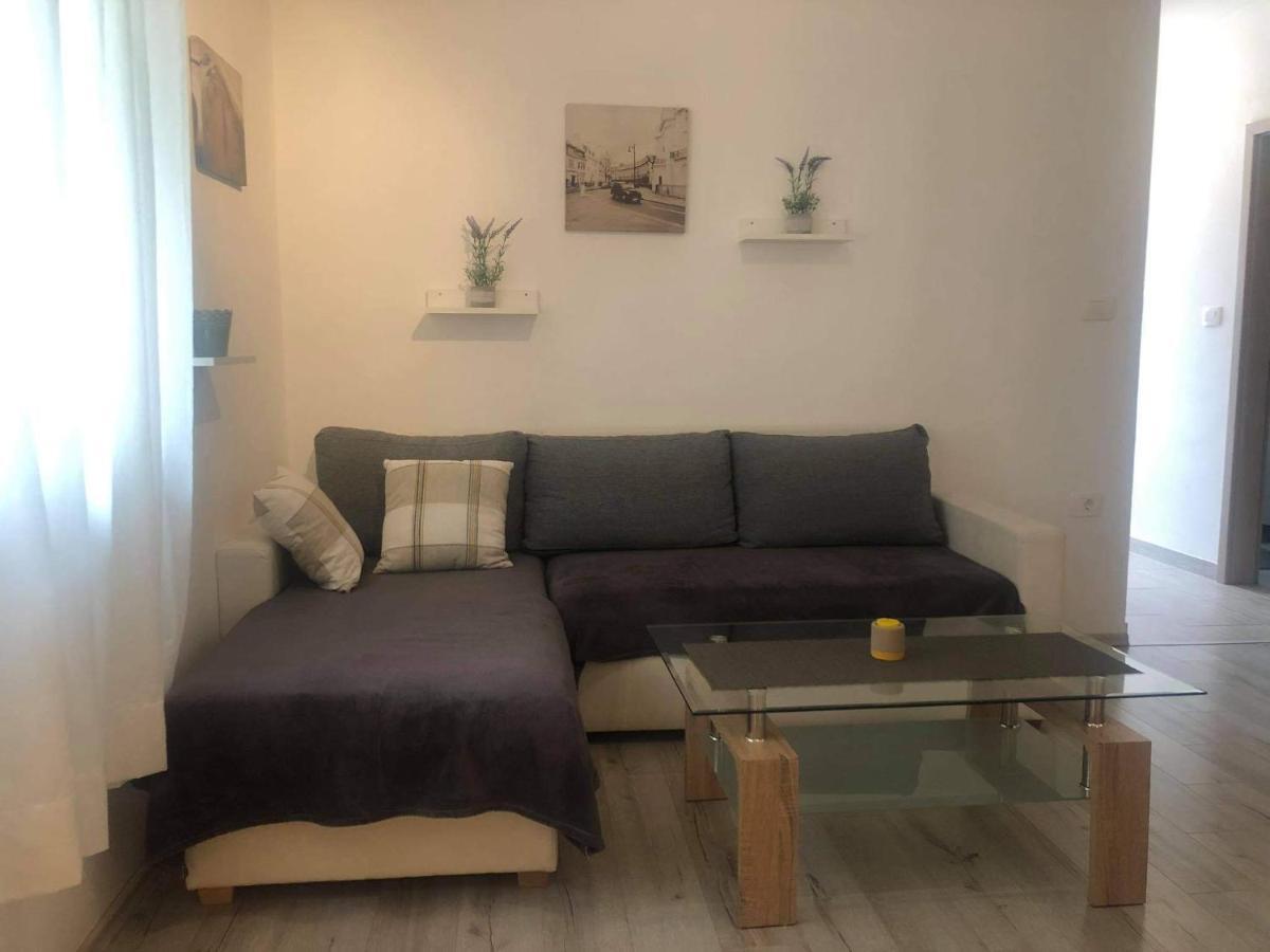 Apartmani Dokic Bale Exterior photo