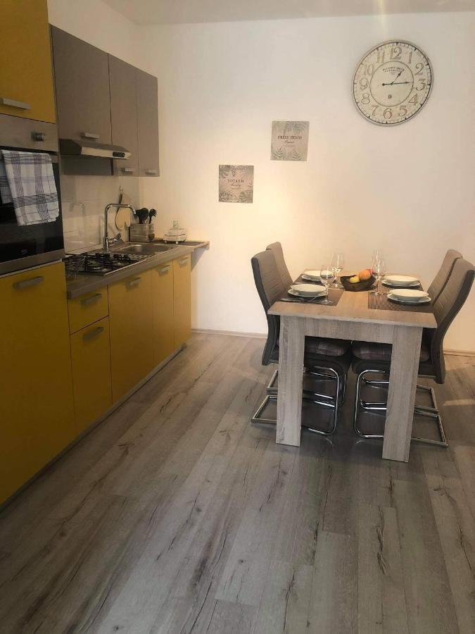 Apartmani Dokic Bale Exterior photo