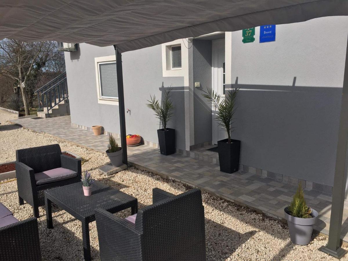 Apartmani Dokic Bale Exterior photo