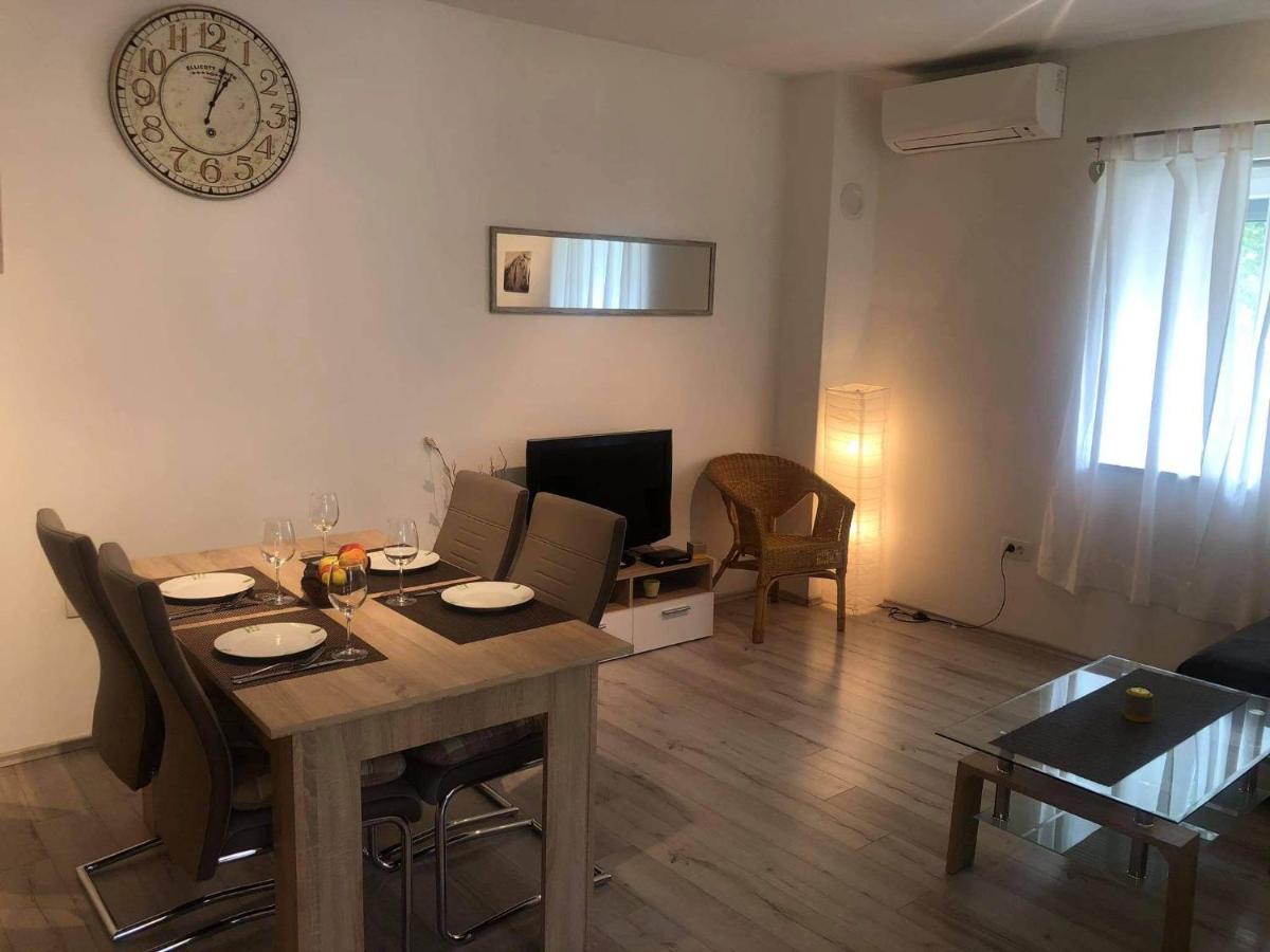 Apartmani Dokic Bale Exterior photo
