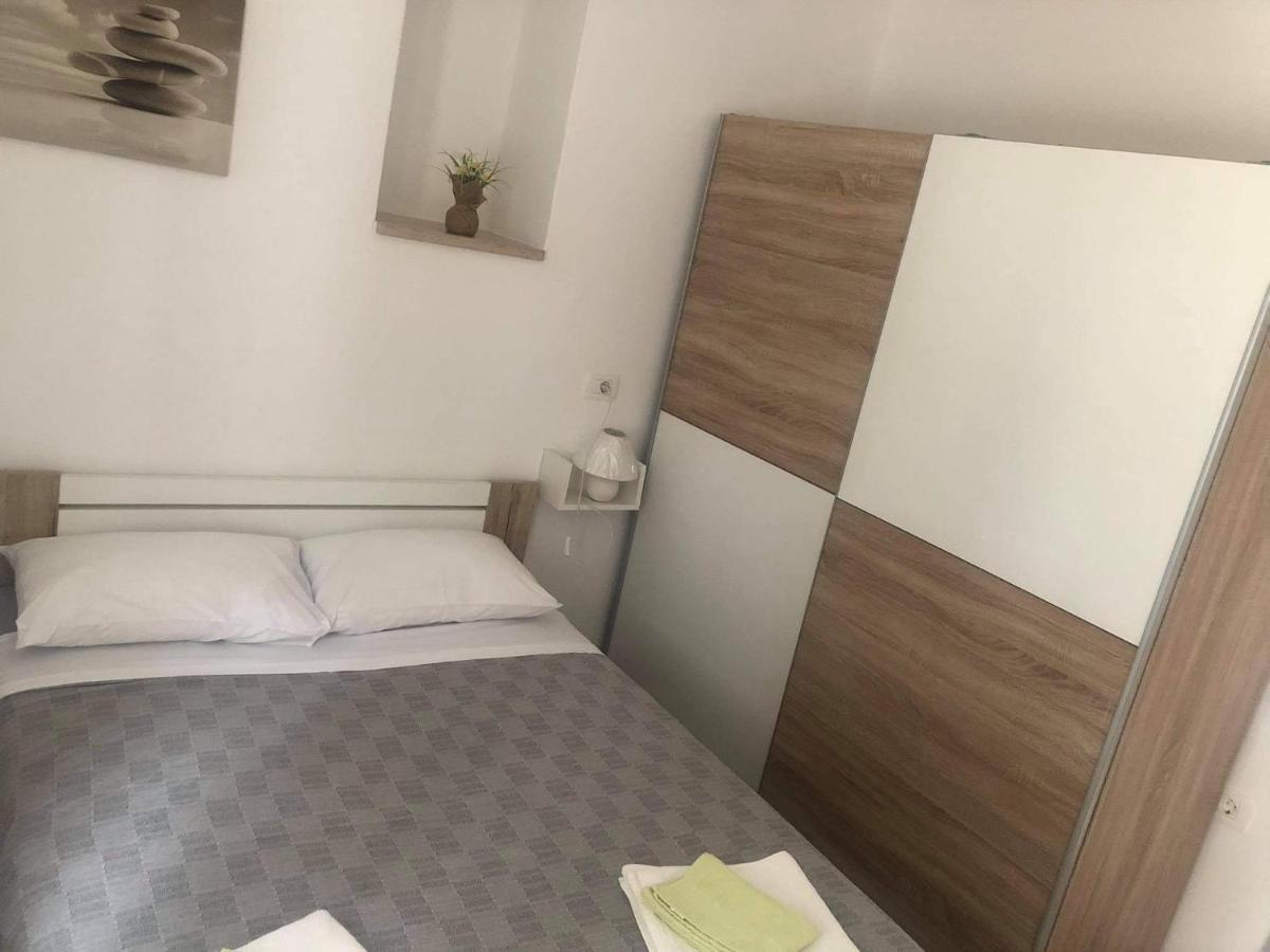 Apartmani Dokic Bale Exterior photo