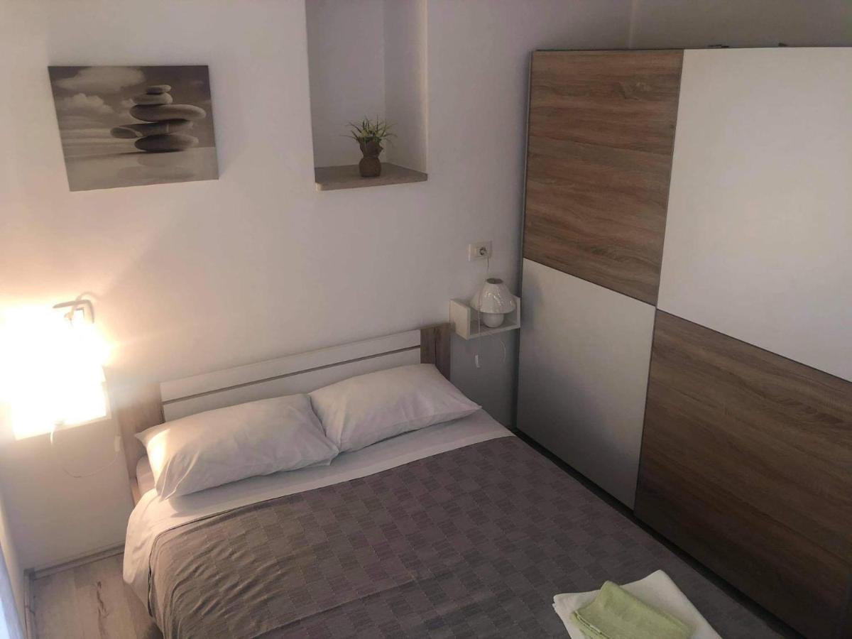Apartmani Dokic Bale Exterior photo