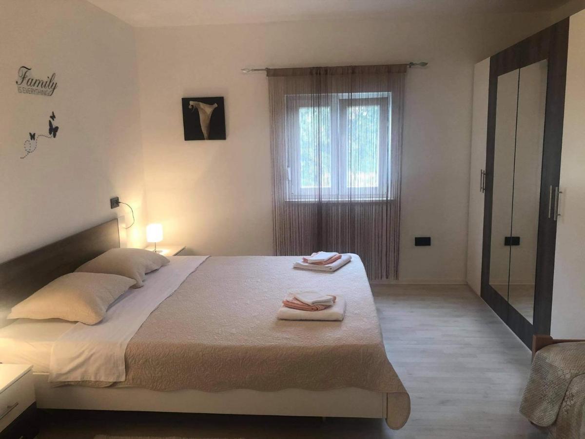 Apartmani Dokic Bale Exterior photo