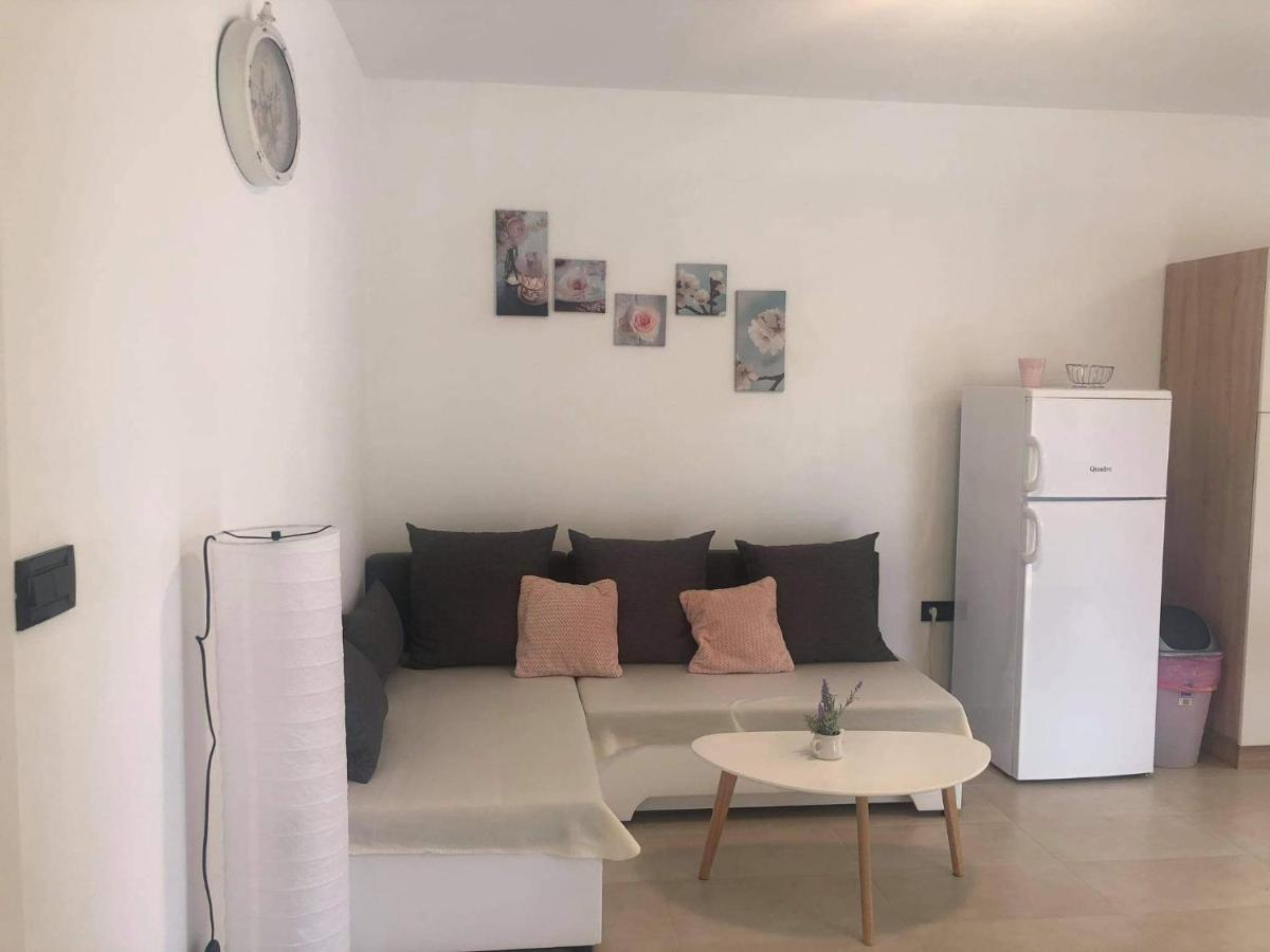 Apartmani Dokic Bale Exterior photo