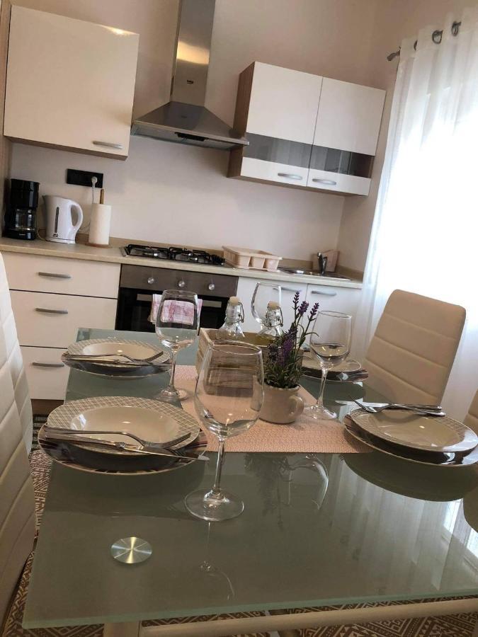 Apartmani Dokic Bale Exterior photo
