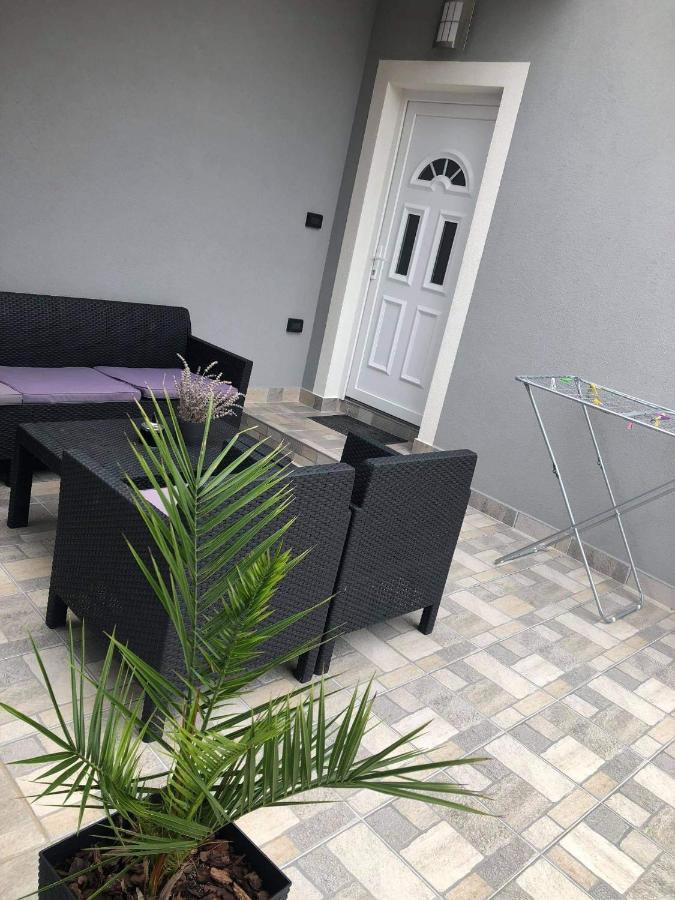Apartmani Dokic Bale Exterior photo